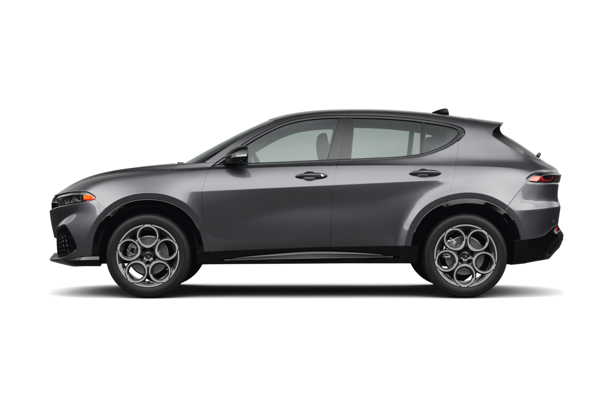 Alfa Romeo Tonale - Side view Alfa Romeo Tonale - Side view